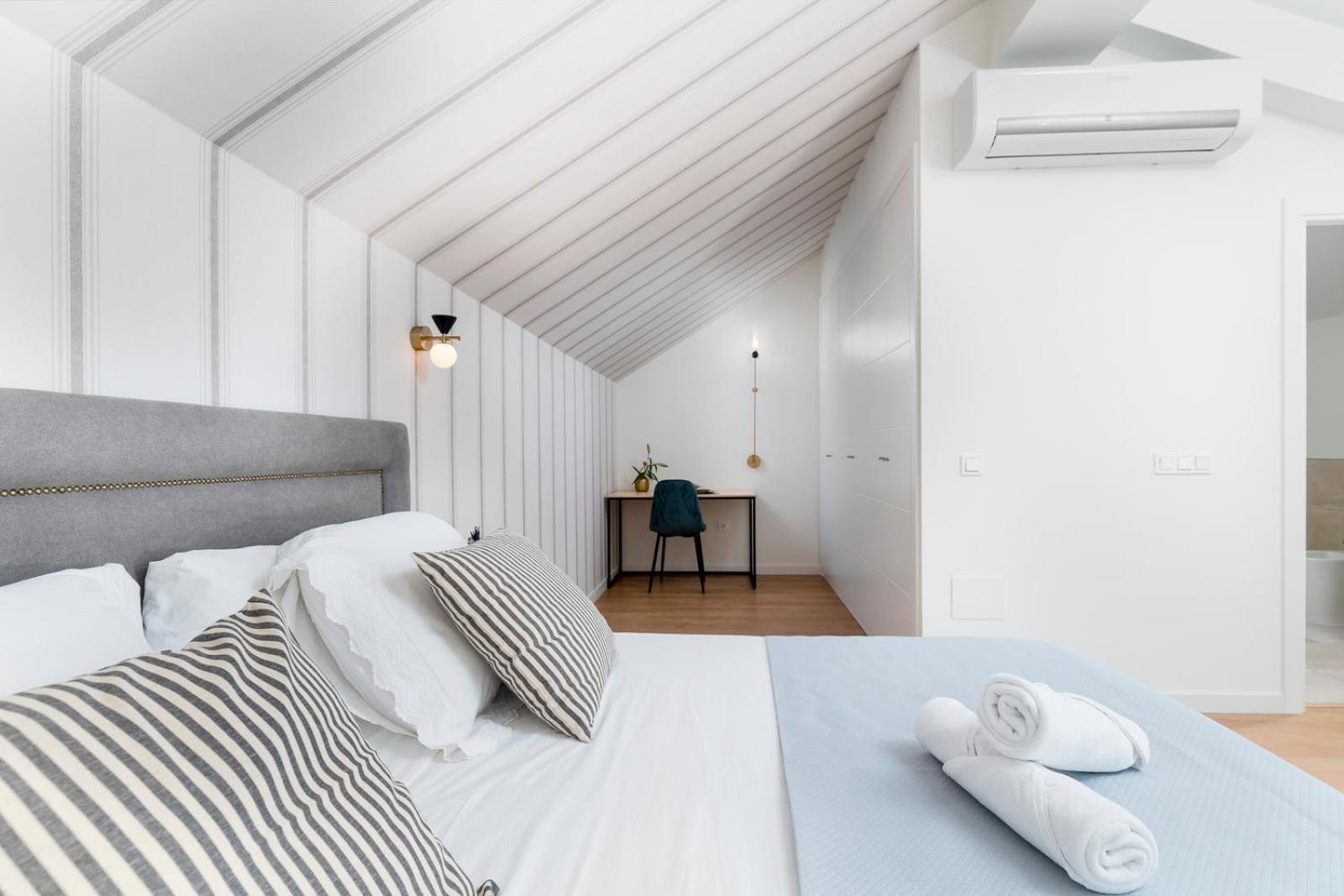 Iloftmalaga Aticos Plaza Teatro III & IV Apartment Екстериор снимка